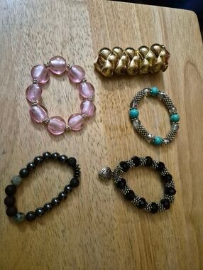 Lot Of 5 Stretch Bracelet